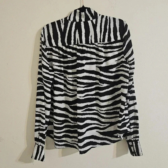 Worthington Tie Neck Blouse NWT - Picture 2 of 6